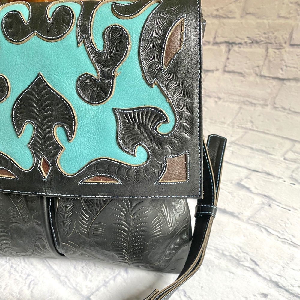 STUNNING HANDMADE TOOLED LEATHER BAG - NWOT - Picture 4 of 8